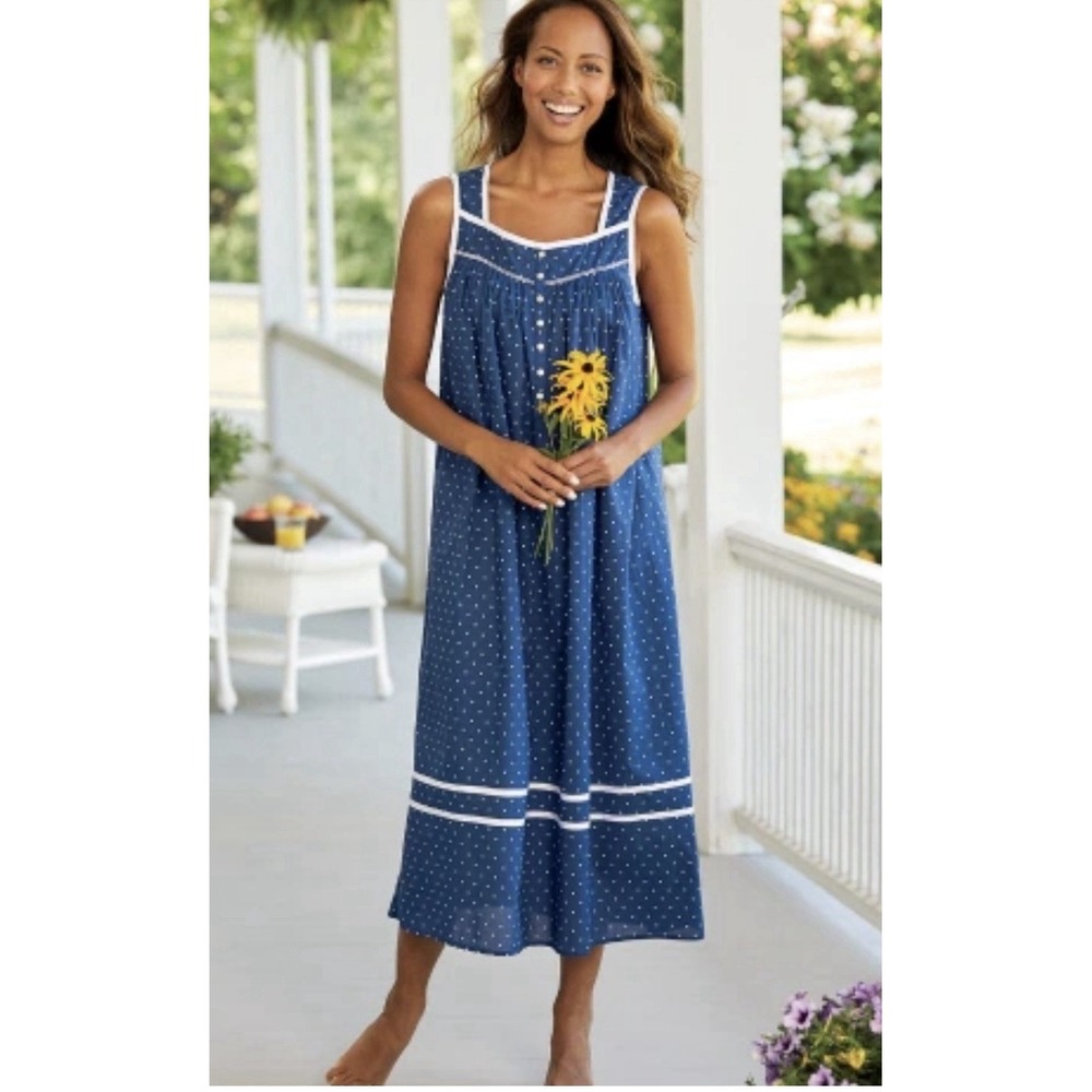 Eileen West Blue Polka Dot Nightgown Size Small